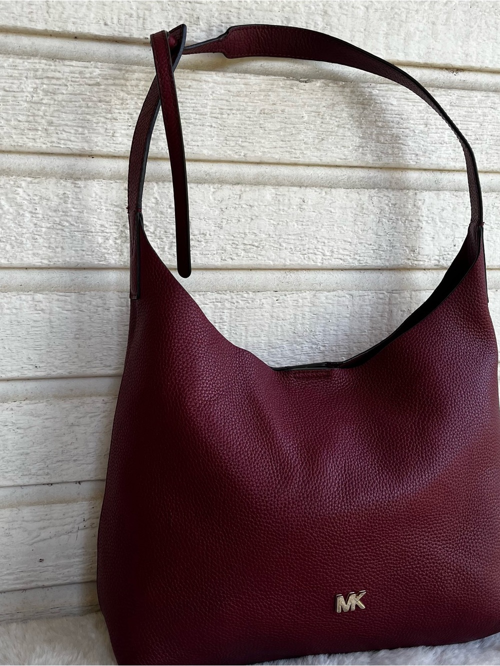MICHAEL KORS Red Leather Cece Hobo Slouchy Shoulder Bag Tote Mercer Raven - Picture 2 of 11